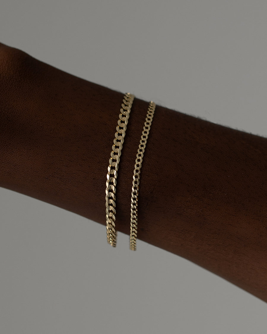 THE SMALL CURB CHAIN BRACELET